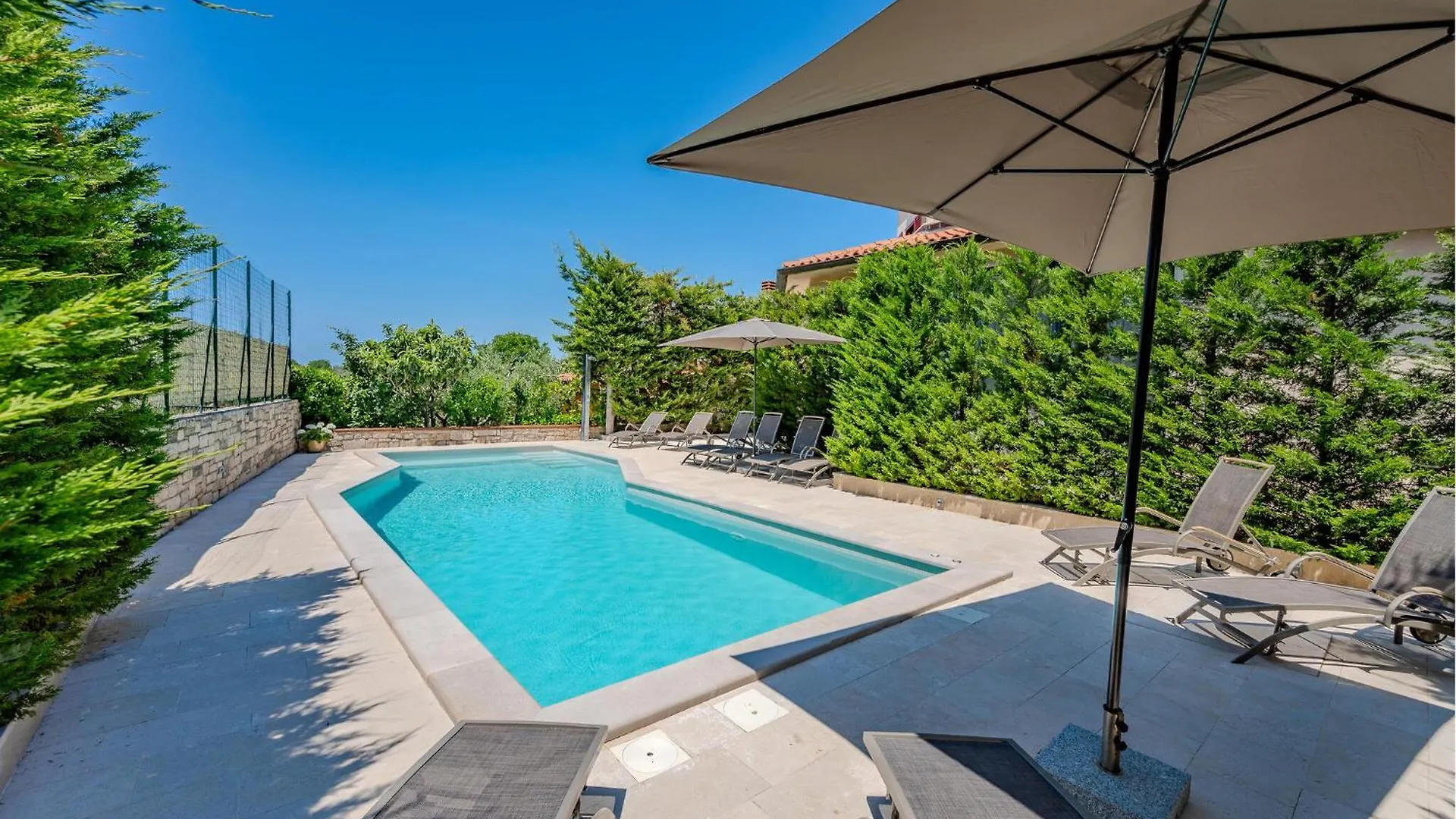 1 Bedroom Beautiful Apartment In Pula 0*,  Chorvatsko