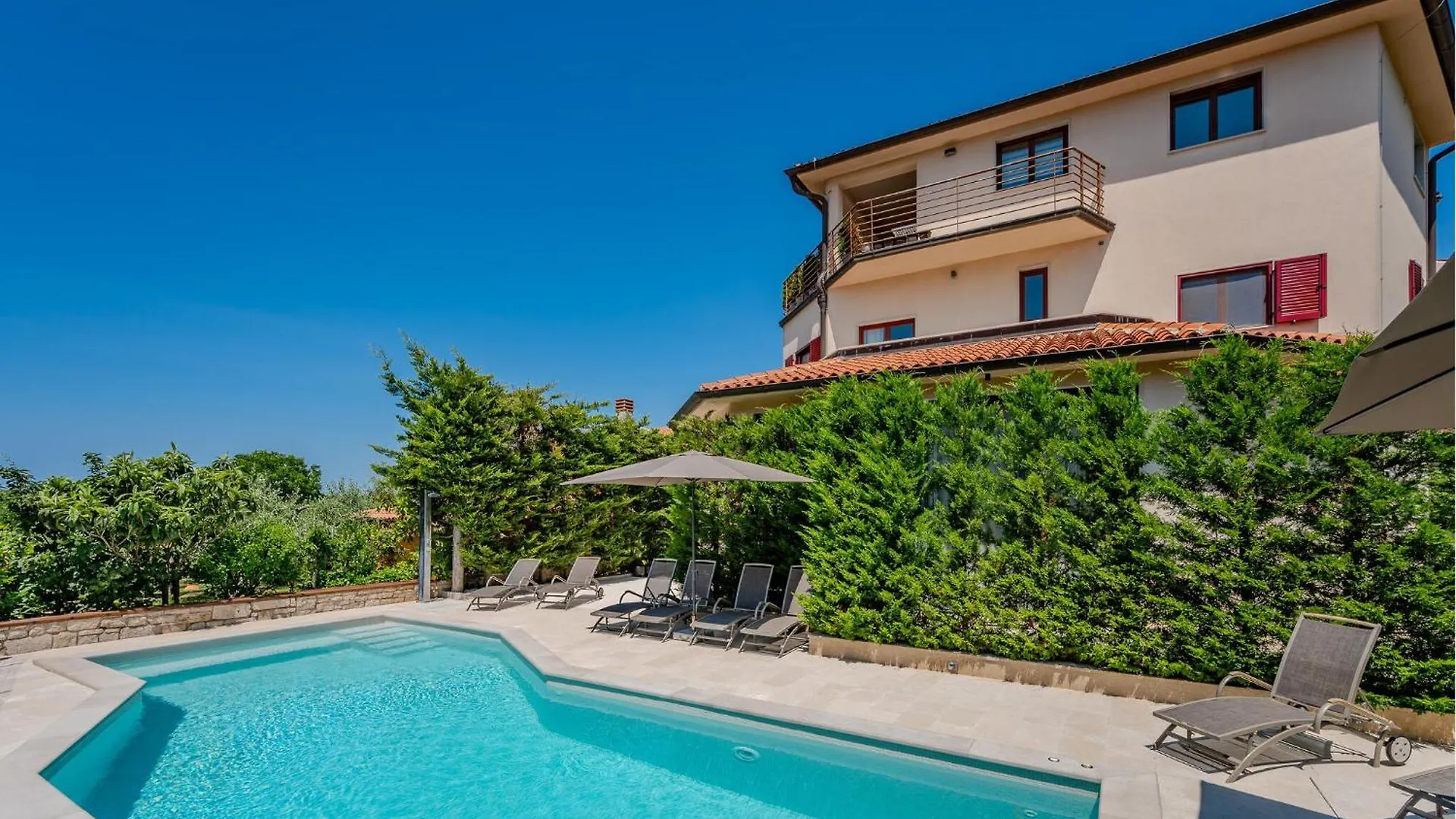 1 Bedroom Beautiful Apartment In Pula